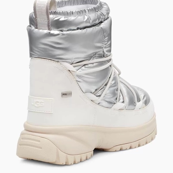 Ugg Yose Puffer Snow Boots - Picture 3 of 7